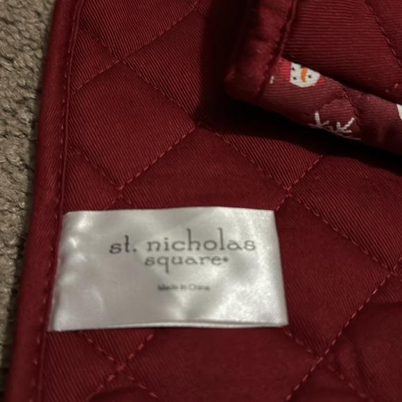 NWT-St Nicholas Square-One Pot Holder & One Oven Mitt-Snowman Themed-Maroon - Picture 6 of 9